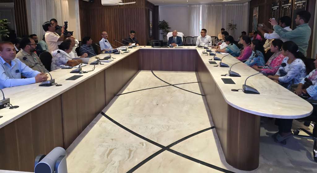 पेपर लीक प्रकरण में जन सुनवाई, जस्टिस यूसी ध्यानी पहुंचे हरिद्वार