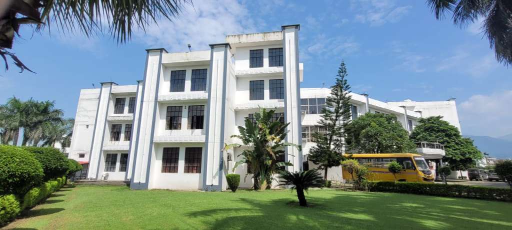 आईएचएमएस कॉलेज कोटद्वार के 17 छात्रों का हुआ फाइव स्टार होटलों में चयन