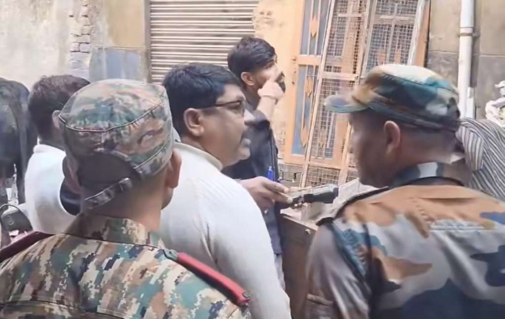 कोटद्वार आमपड़ाव में सेना की भूमि का सीमांकन जल्द, पैमाइश हुई शुरू