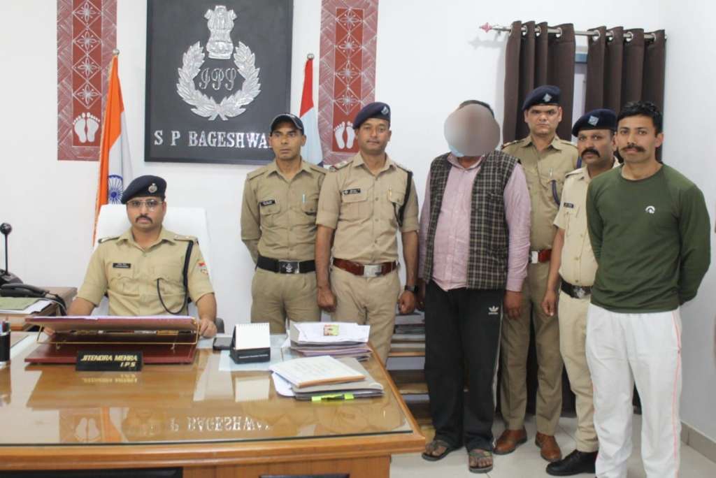 बागेश्वर में होटल से विस्फोटक सामग्री बरामद, 104 जिलेटिन रॉड्स के साथ मालिक गिरफ्तार, कप्तान ने किया खुलासा