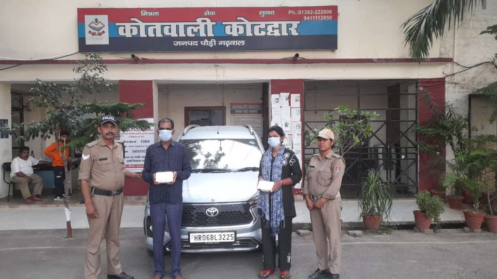 कोटद्वार में चेन स्नैचिंग का खुलासा: बातों में उलझाकर उड़ाई थी सोने की चेन, बाबरिया गैंग के दो सदस्य पानीपत से गिरफ्तार