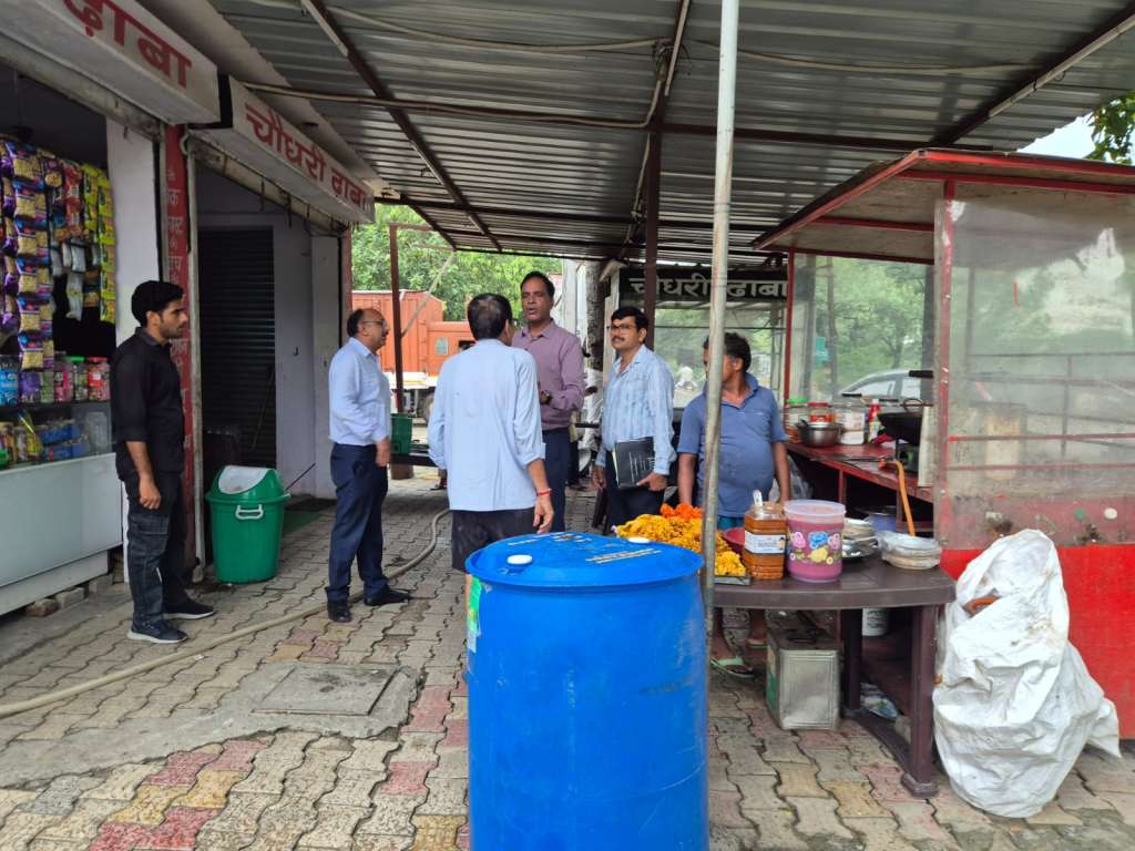 वाह: कांवड़ मेले से ठीक पहले शुरू हुआ खाद्य सुरक्षा विभाग का ड्रामा, प्रतिष्ठानों से लिए 6 खाद्य नमूने, रिपोर्ट मेले के बाद आने पर उठे सवाल