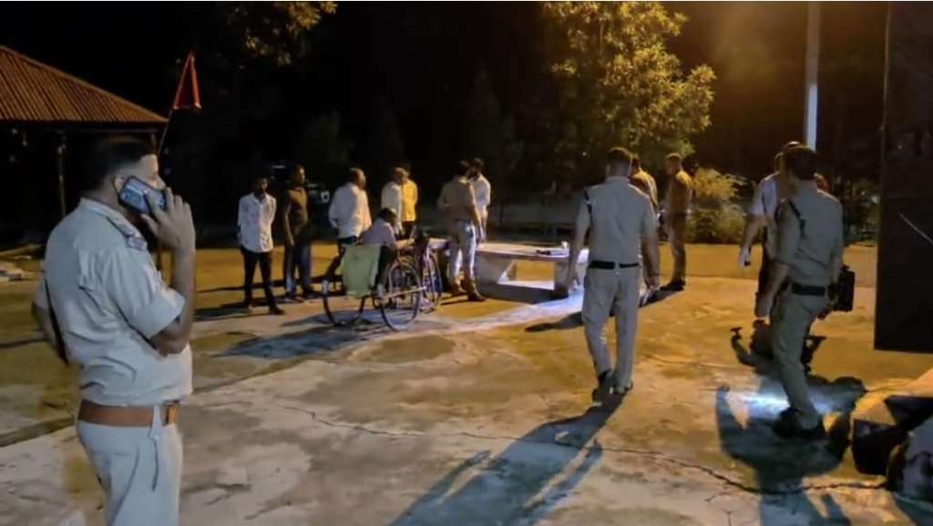 हरिद्वार में सनसनी: मंदिर परिसर में दफन मिले दो साधुओं के शव, दोहरे हत्याकांड से मचा हड़कंप