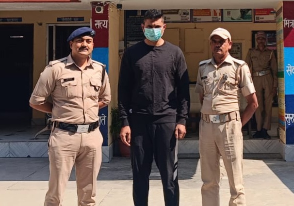 गढ़वाल विश्वविद्यालय के फर्जी दस्तावेज मामले में पौड़ी पुलिस की बड़ी कार्रवाई, एक और आरोपी गिरफ्तार
